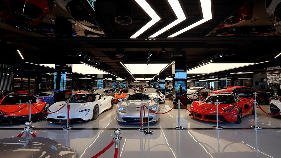 Dubai mới mở đại lý siêu xe đắt giá bậc nhất thế giới - Ảnh 7.