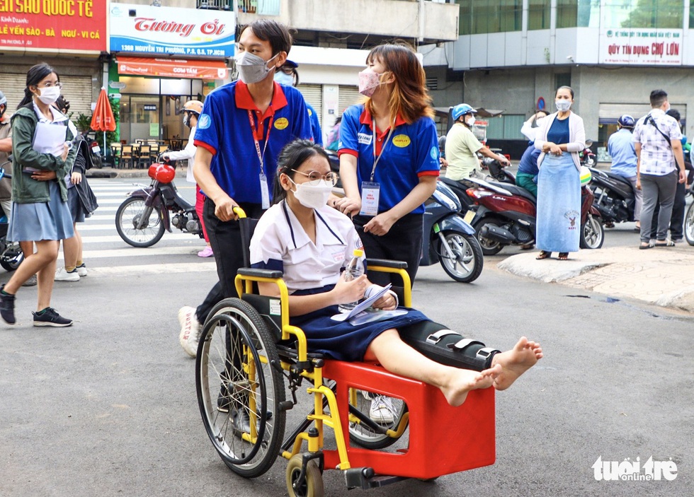 Những thí sinh đặc biệt trong mùa thi tốt nghiệp - Ảnh 6.