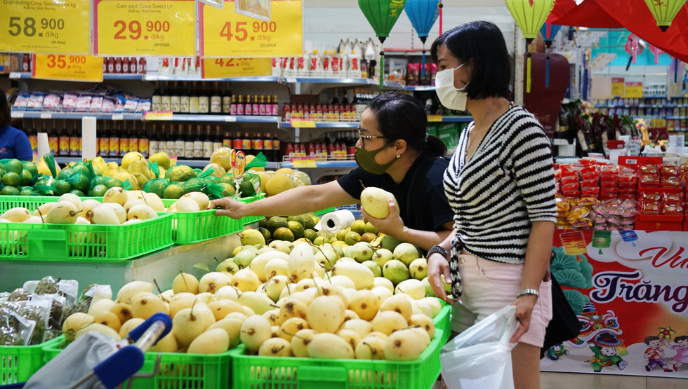 Tin sáng 16-9: Đề nghị nhập khẩu 12 loại thuốc thiết yếu cho Bệnh viện Bạch Mai - Ảnh 1.