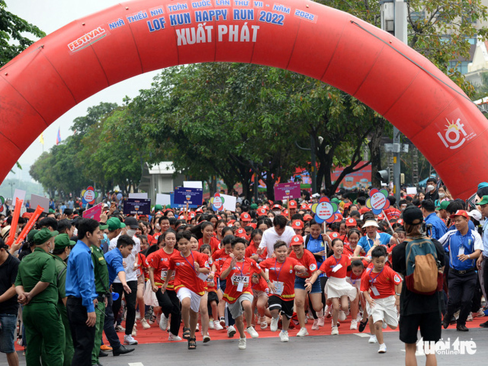 3,000 children performing flashmob set a Vietnam Record - Photo 6.
