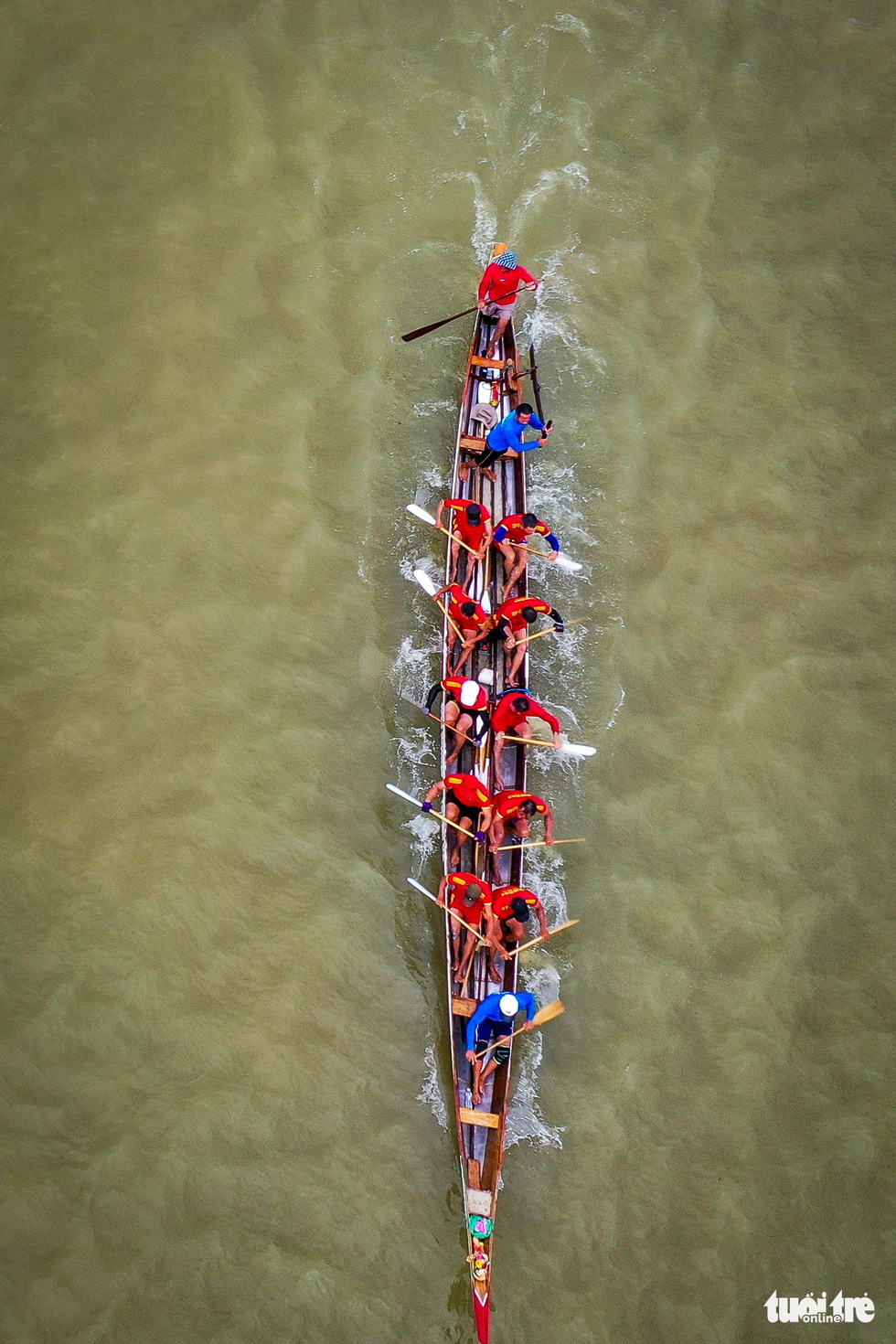 10.000 người về làng gốm Thanh Hà xem đua thuyền trên sông Thu Bồn - Ảnh 2.