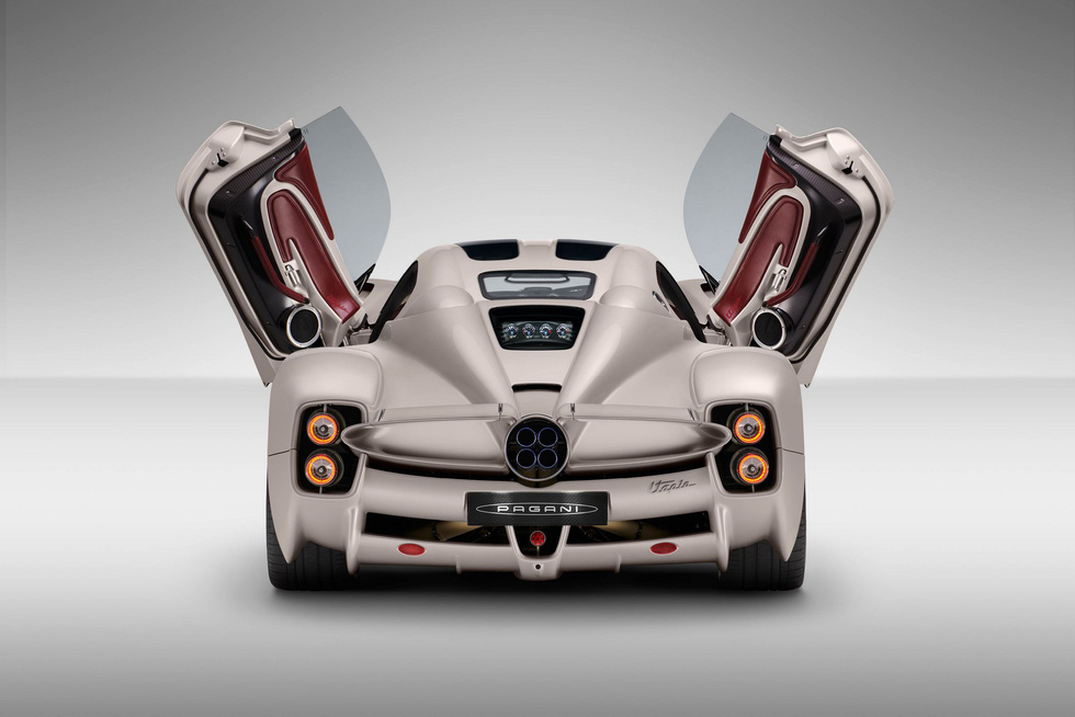 Pagani Utopia ra mắt: Kế cận Huayra, giá từ 2,19 triệu USD, dùng hộp số sàn và động cơ Mercedes - Ảnh 11.