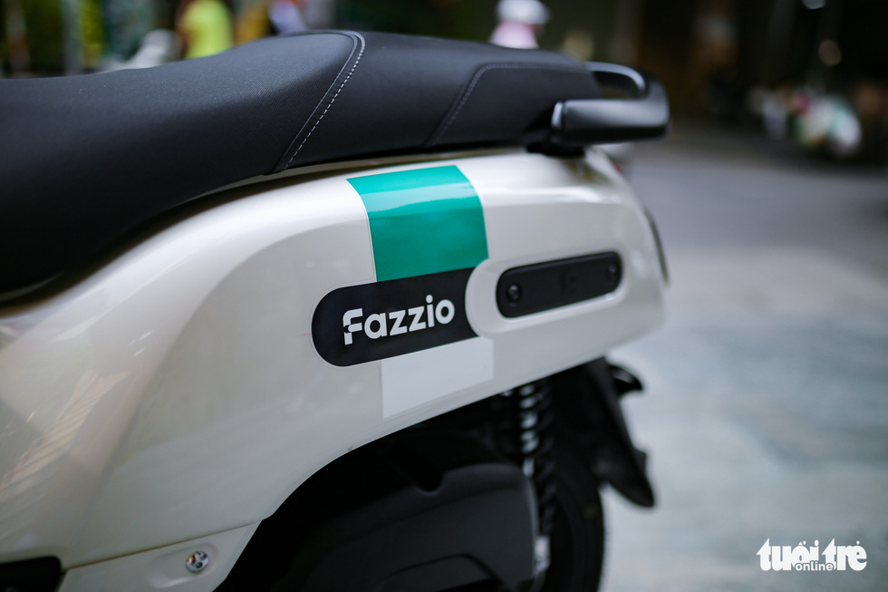Yamaha Fazzio - Strange design scooter, electric motor, priced at nearly 50 million - Photo 9.