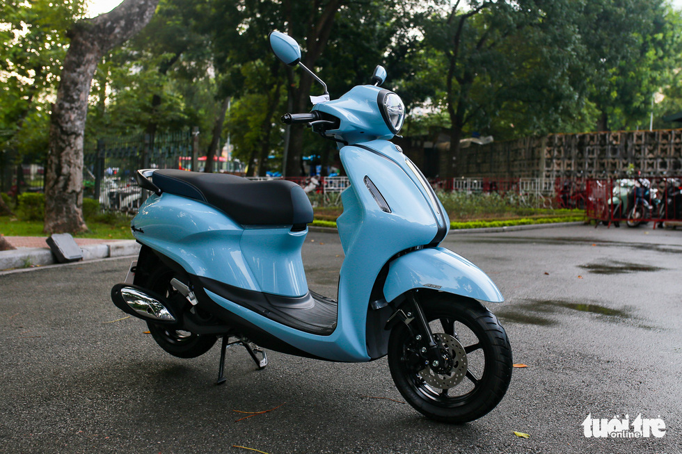 New Yamaha series launched in Vietnam: Grande, R15 big changes, NVX slightly upgraded - Photo 2.