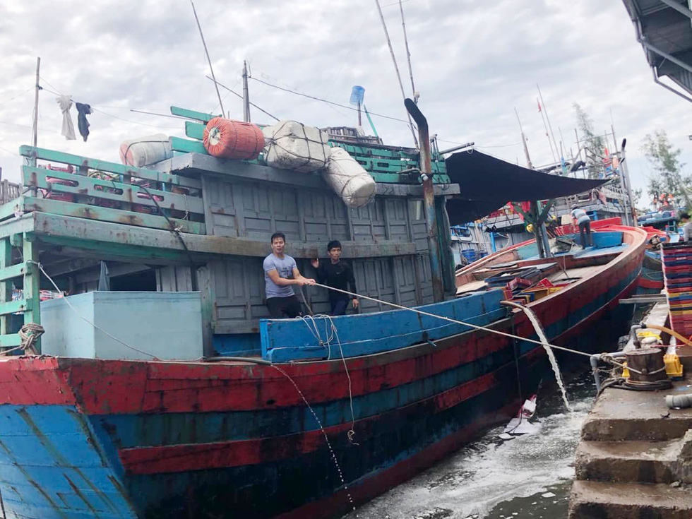 Tin sáng 1-10: TP.HCM tiếp tục thí điểm thanh toán thẻ xe buýt; đề xuất chính sách giảm giá ô tô - Ảnh 1.