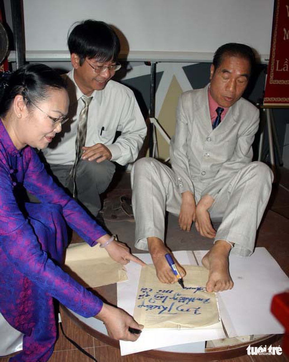 Teacher Nguyen Ngoc Ky: For more than 60 years, he has been an idol of the will to live for many generations - Photo 7.