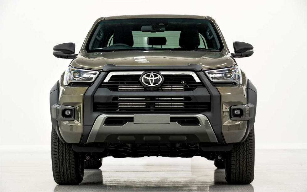 Toyota Hilux Rogue 2023 thêm nhiều trang bị đấu Ford Ranger Wildtrak - Ảnh 3.