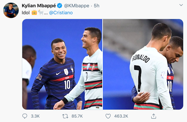 Mbappe gọi Ronaldo là thần tượng trên trang cá nhân