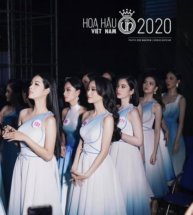 Các người đẹp tham dự Bán kết Hoa hậu Việt Nam