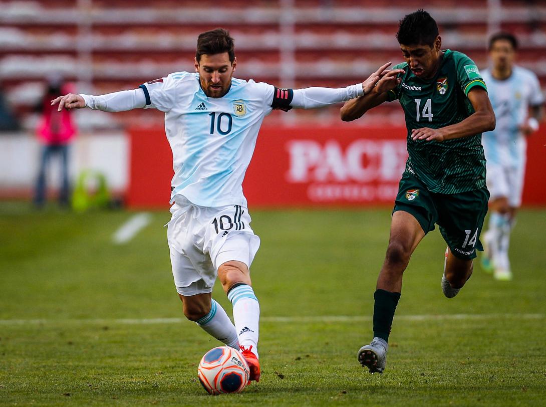 Messi chơi hay trong chiến thắng lịch sử của Argentina trước Bolivia