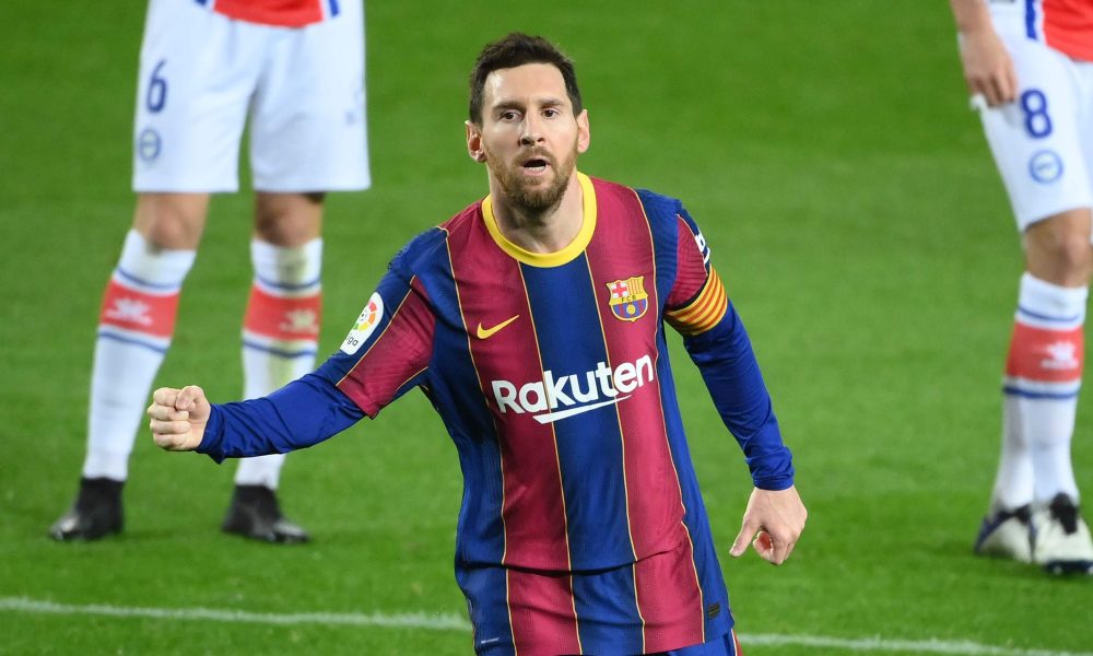 Messi ghi bàn từ chấm 11 m cho Barca, nhưng cơn ác mộng chỉ mới bắt đầu. Ảnh: Getty.