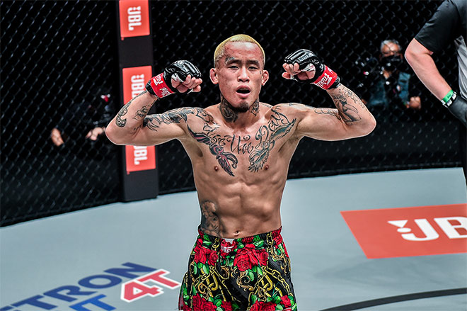 Anthony Đỗ gây ấn tượng với chiến thắng knock-out trước võ sĩ Trung Quốc