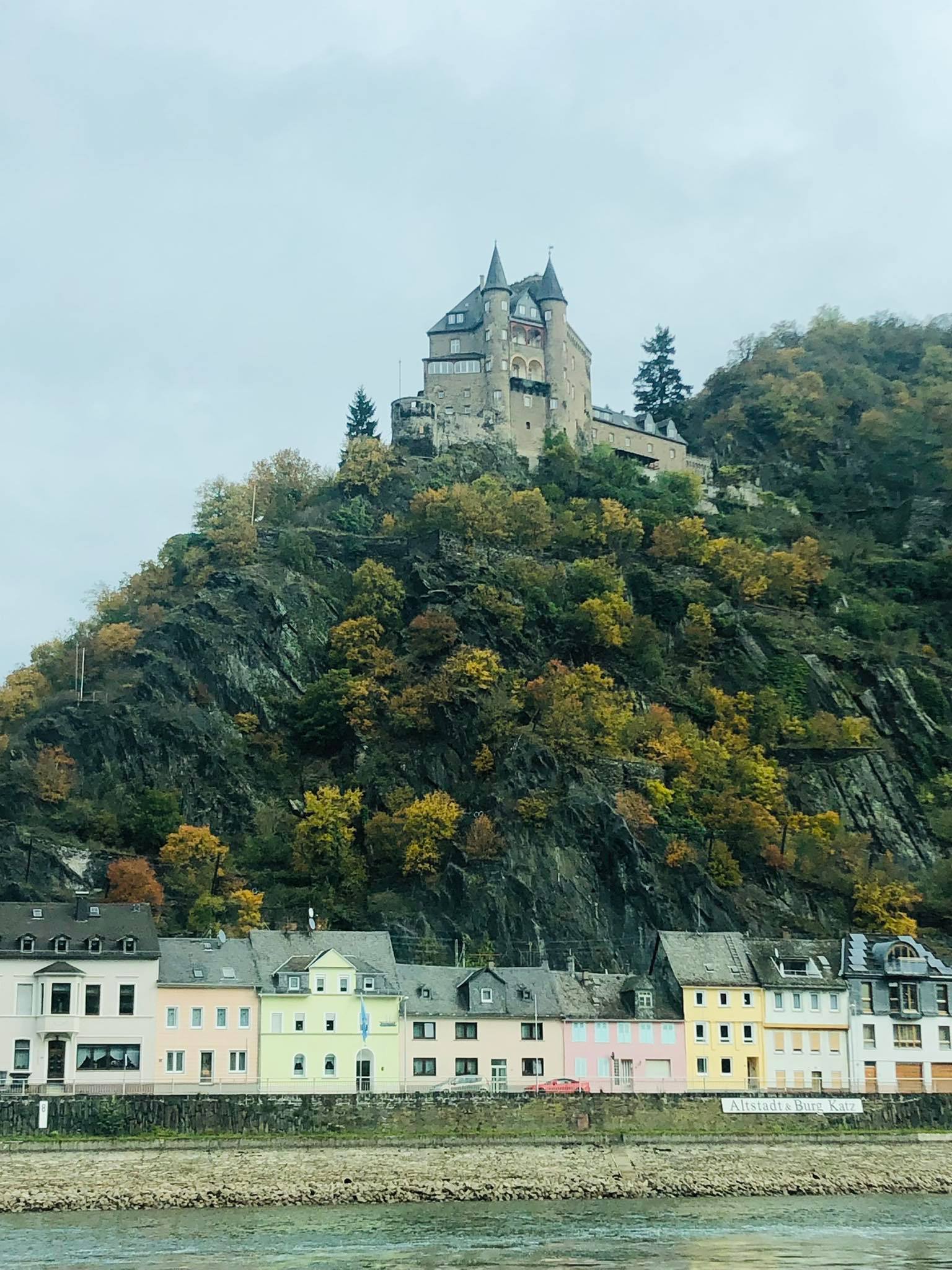 Sông Rhein du ký: Tâm hồn một dòng sông - Tuổi Trẻ Online