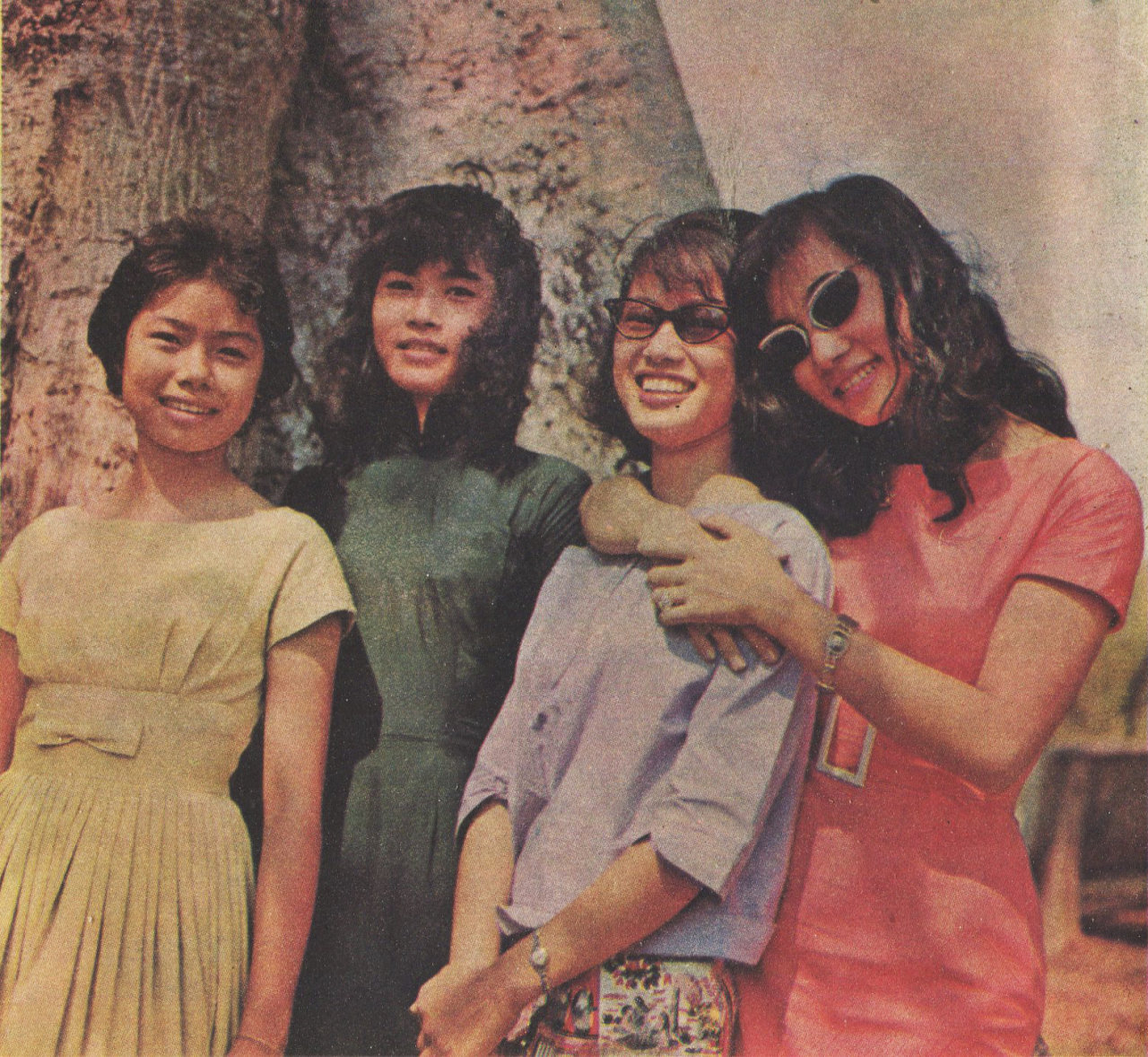 Thiếu nữ Sài Gòn năm 1960 -T.L.