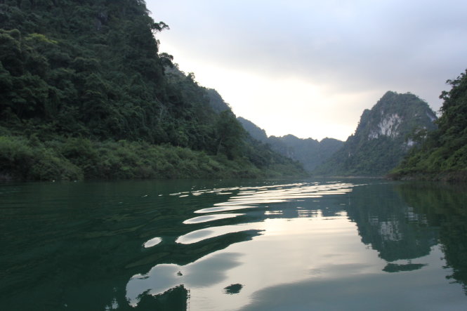 Hồ Thang Hen thuộc huyện Trà Lĩnh, Cao Bằng - Ảnh: Trần Thùy Linh
