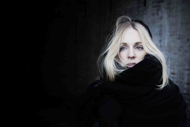 Agnes Obel - Ảnh: piasnites.com