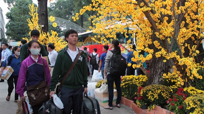 Chăm lo cho học sinh có người thân mất vì COVID-19 đến hết đại học- Ảnh 5. TP.HCM hỗ trợ, chăm lo Tết cho học sinh, sinh viên