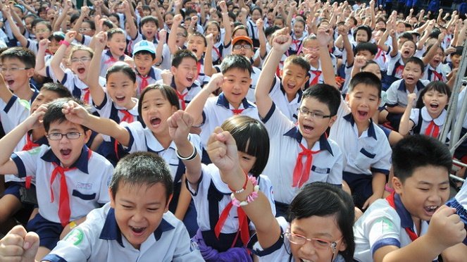 Đề xuất vợ chồng tự quyết sinh bao nhiêu con phù hợp thực trạng dân số- Ảnh 2. Giảm mức sinh - nhìn từ vấn đề già hóa dân số