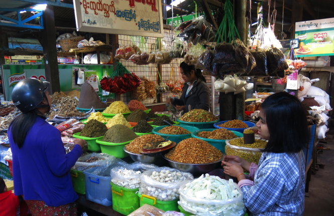 Một góc chợ Pyin Oo Lwin chẳng khác gì chợ Việt