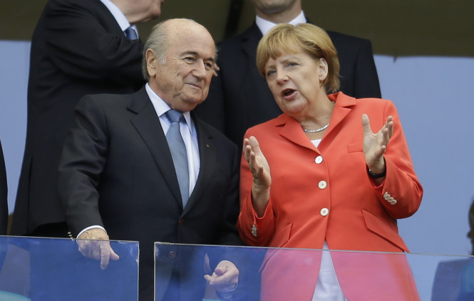 Giá như FIFA có một nhà lãnh đạo như bà Merkel -yahoo.com