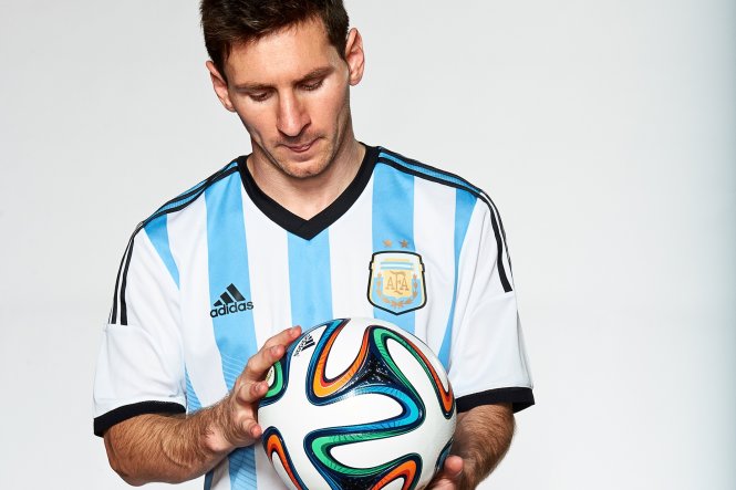 Các tập đoàn lớn phải trả những khoản tiền khổng lồ để Messi đại diện cho họ, và đó là lý do cho cái gọi là “bản quyền hình ảnh cầu thủ” -bandt.com.au