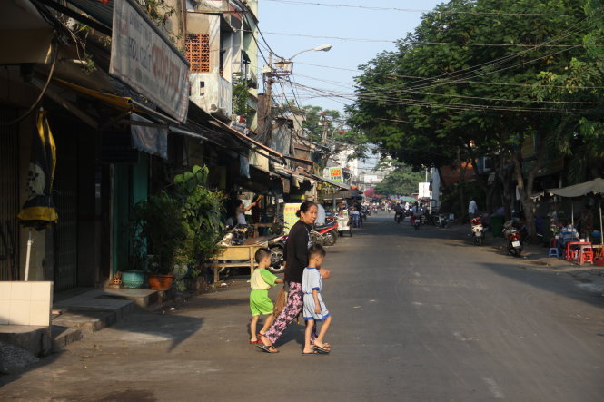 Theo kế hoạch, dãy nhà trên đường Phan Văn Khỏe (Q.5) sẽ được giải tỏa để thi công kênh Hàng Bàng