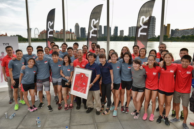 SSA và các VĐV của tuyển bơi lội Singapore nhận gói tài trợ trị giá 1,6 triệu USD từ một nhãn hàng quần áo thể thao -Straits Times
