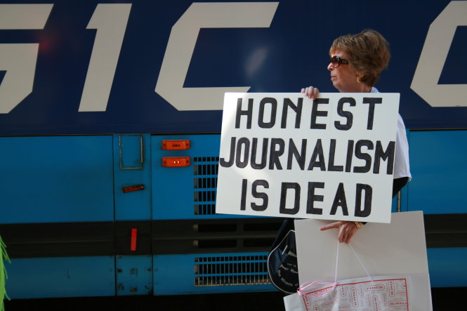 Phải chăng báo chí trung thực đã chết?-quietmike.org