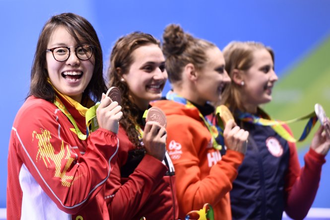 Niềm vui huy chương đồng của Fu Yuanhui không kém bất cứ nhà vô địch nào - bustle.com