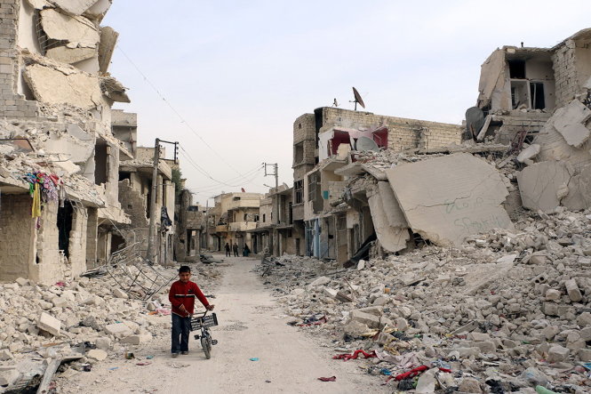 Trong khi các cường quốc giành giật ảnh hưởng thì Aleppo giờ chỉ còn là đống gạch vụn -ibtimes.com