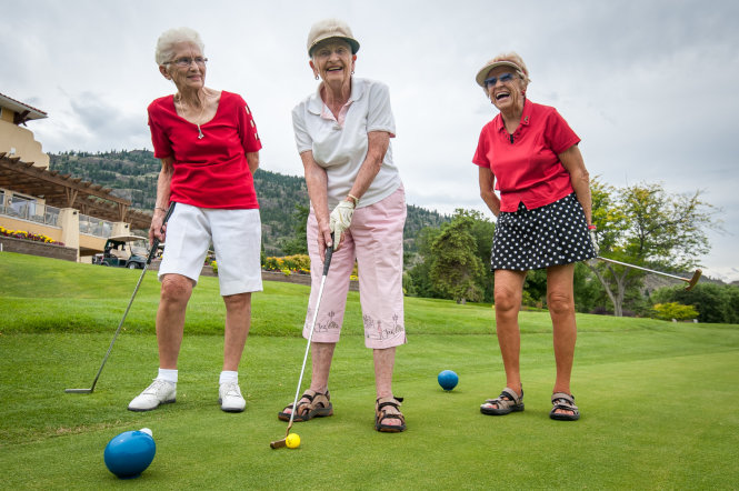 Playing golf helps treat many chronic diseases