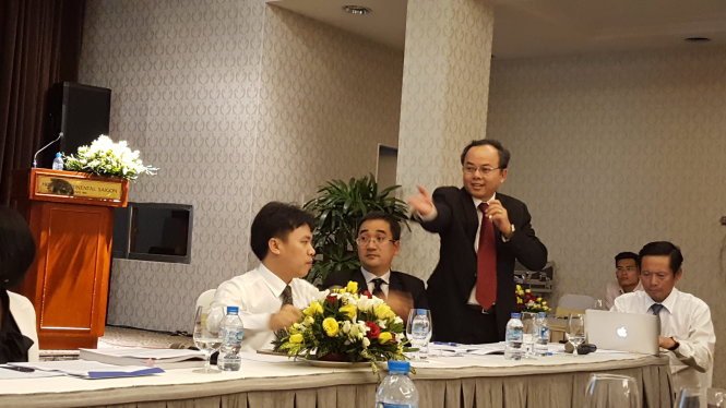 Các luật sư Câu lạc bộ luật sư thương mại thảo luận tại hội thảo án lệ ở Việt Nam ngày 18-11--Hoàng Điệp