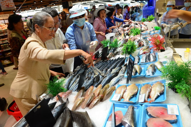 Người tiêu dùng đô thị ngày càng thích chọn mua thực phẩm ở kênh siêu thị vì tin vào khả năng “lọc” thực phẩm bẩn-Quang Định