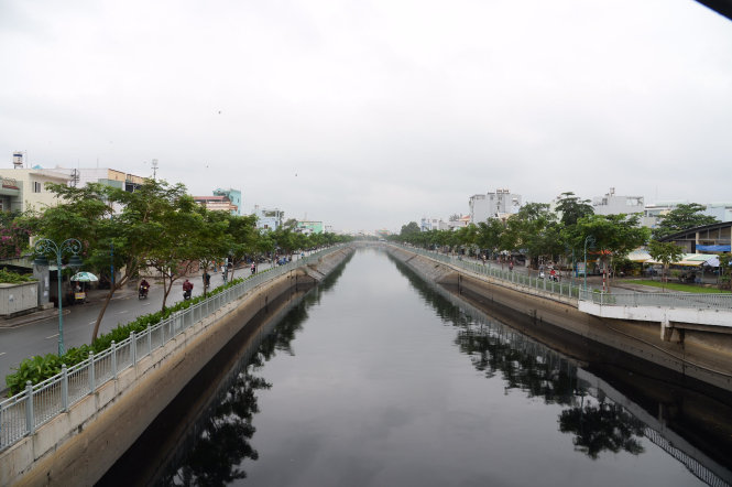 Tuyến kênh Tàu Hủ (dọc đường Võ Văn Kiệt, Q.5, TP.HCM) sau khi chỉnh trang -Tự Trung