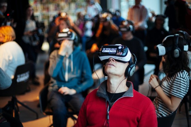 Với VR, người xem sẽ có cảm giác “phê” hơn với những gì diễn ra trong phim