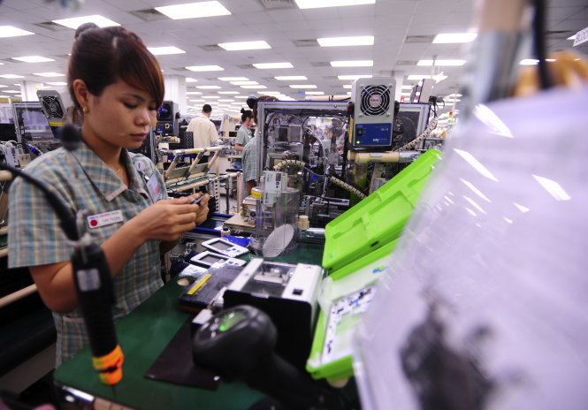Công nhân đang sản xuất tại Khu tổ hợp công nghệ cao Samsung Electronics VN (SEV), Khu công nghiệp Yên Phong (Bắc Ninh)-Trần Vũ Nghi