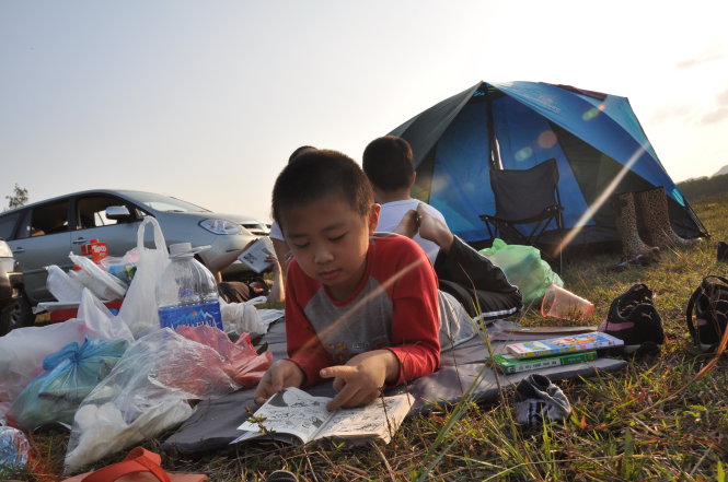 Cắm trại ở hồ Đồng Mô, Hà Nội