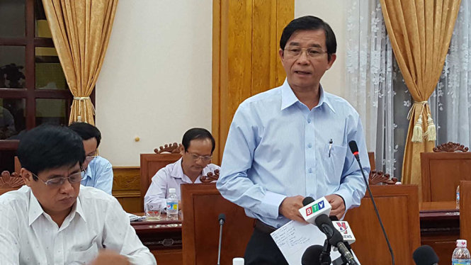 Vụ tàu vỏ thép nằm bờ: Công an phải khởi tố, dân phải khởi kiện