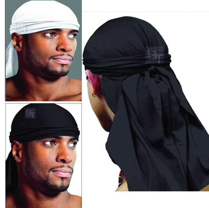 Chiếc khăn durag của cộng đồng người Phi từng gây nhiều tranh cãi