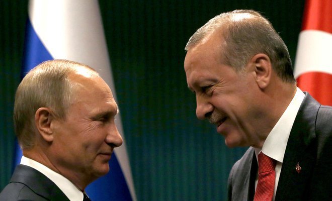Tổng thống Nga Putin gặp Tổng thống Thổ Nhĩ Kỳ Erdogan tại Ankara hôm thứ năm tuần trước.-Ảnh: AP