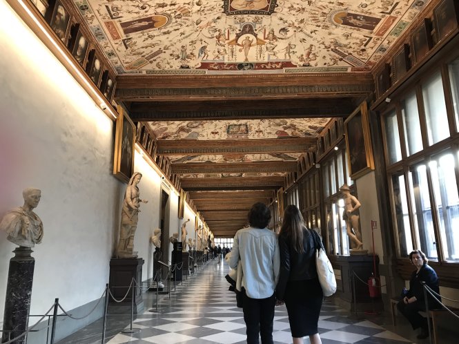 Uffizi Gallery đón hơn 2 triệu khách thăm năm 2016, và là gallery nghệ thuật được nhiều người đến xem nhất nước Ý.  -Ảnh: Khổng Loan