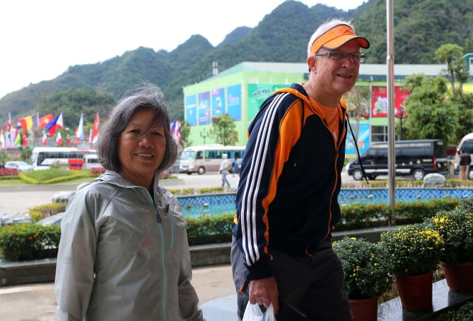 Bà Châu và chồng rất khỏe mạnh ở tuổi ngoài 70 nhờ chạy bộ. Ảnh: Nam Khánh