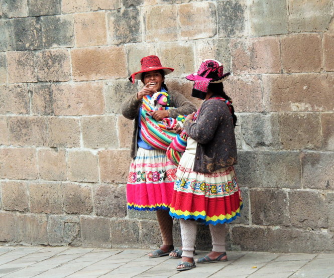 Người bản địa ở Cusco. Ảnh: Hoàng Oanh