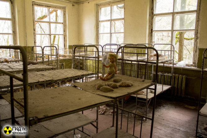 Một nhà trẻ bị bỏ hoang ở Chernobyl, ảnh chụp 31 năm sau thảm họa. Ảnh: chernobylguide.com