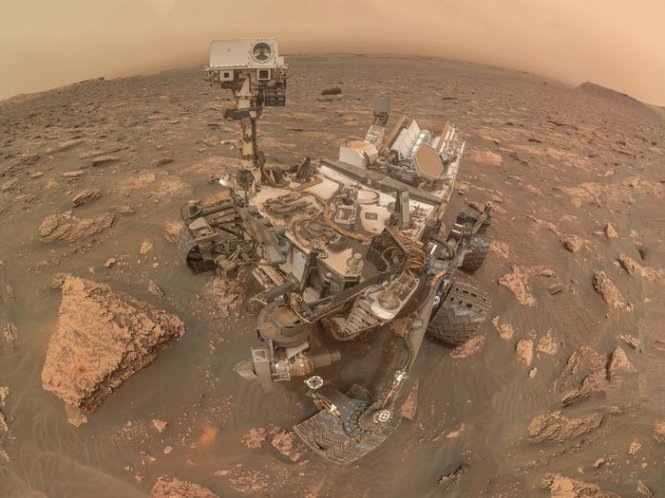 Tàu thăm dò Curiosity trên sao Hỏa. Ảnh: NASA
