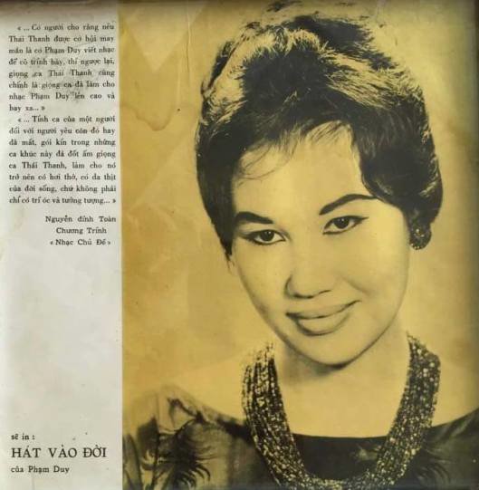 Một bìa đĩa của ca sĩ Thái Thanh.