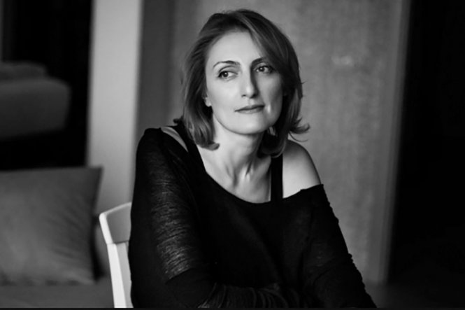 Nhà văn Narine Abgaryan