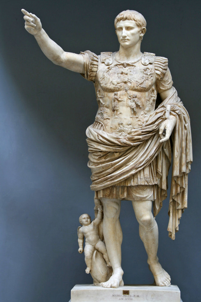 Tượng Augustus of Prima Porta.