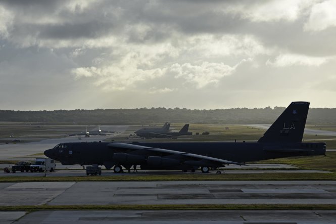 Máy bay ném bom B52 của Mỹ ở đảo Guam. Ảnh: military.com