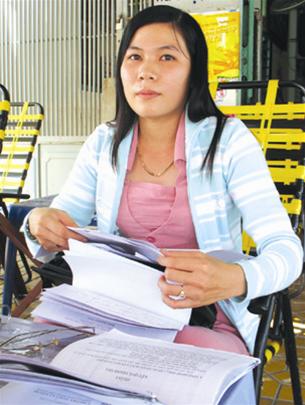 Đang diễn tuồng trên sân khấu, nghệ nhân đột nhiên ngã gục rồi tử vong- Ảnh 3. 'Cái chết bất ngờ' của cô đảng viên trẻ